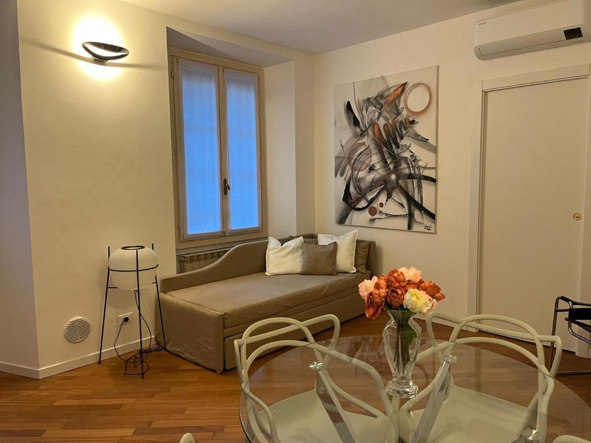 Casa Vercelli Delizioso Bilocale Moderno Nella Vecchia Milano Exterior photo