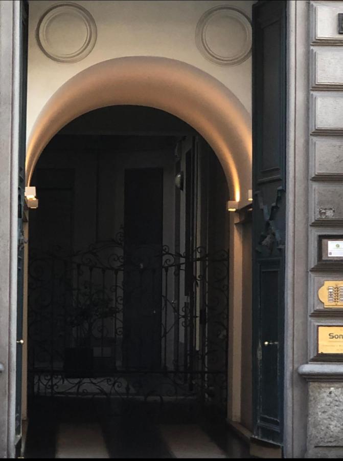 Casa Vercelli Delizioso Bilocale Moderno Nella Vecchia Milano Exterior photo